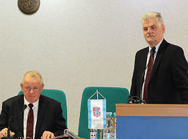 Sieć szkół uchwalona