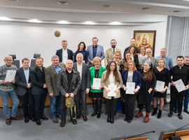 Stypendia artystyczne i umowy na realizację zadań publicznych